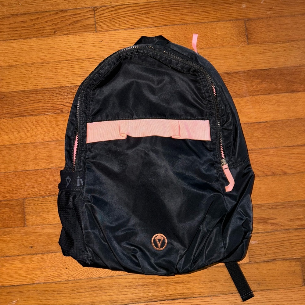 Ivivva Backpack! Perfect condition. Black and Pink